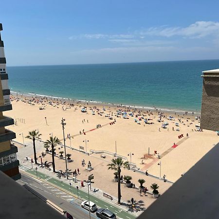 Atico Primera Linea De Playa. Cadiz Exterior photo